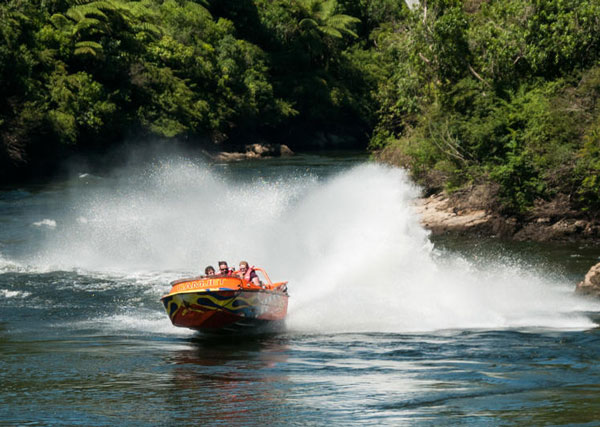 jet-boat-e-bike-packaged-tour-1